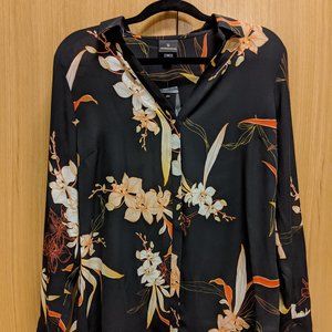 Worthington floral print long sleeve blouse